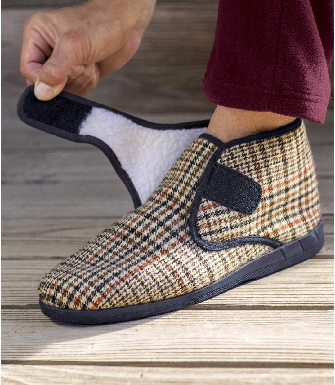 Men's Checked Boot Slippers - Sherpa-lined 5 Men's Checked Boot Slippers - Sherpa-lined - Image 3