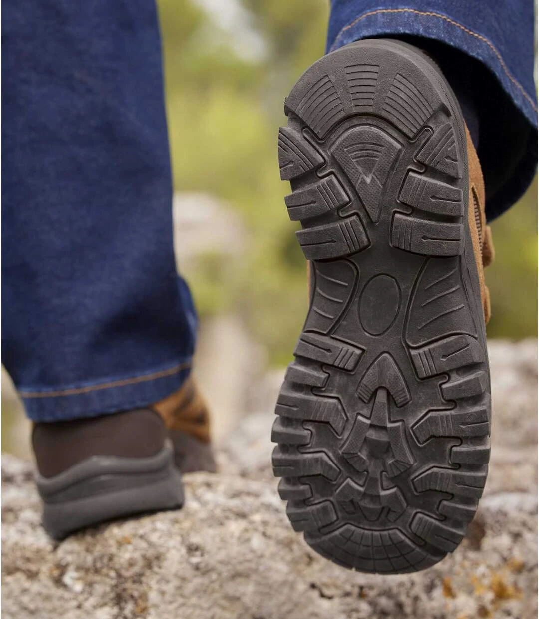 Men's Camel Hook-and-Loop Shoes 7 Men's Camel Hook-and-Loop Shoes - Image 5