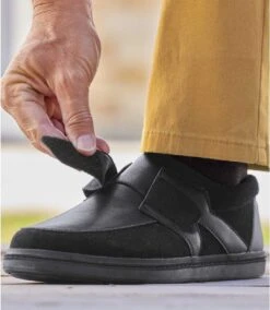 Men's Black Leather Moccasins -Featured Men'S Clothing Stores 4af56f46fcf2e3051f2b0ec05a268100