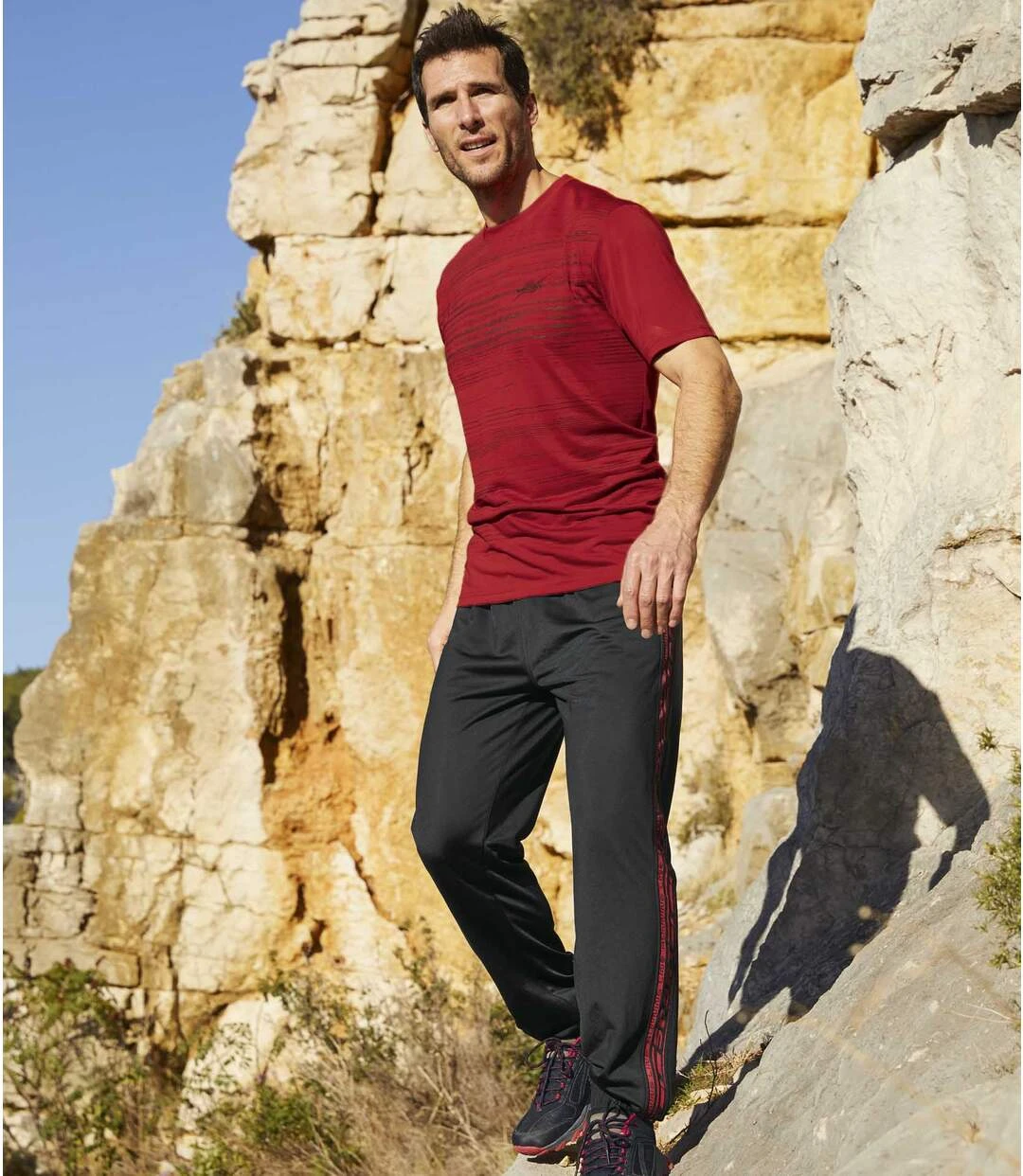 Men's Black Running Sweatpants 4 Men's Black Running Sweatpants - Image 2