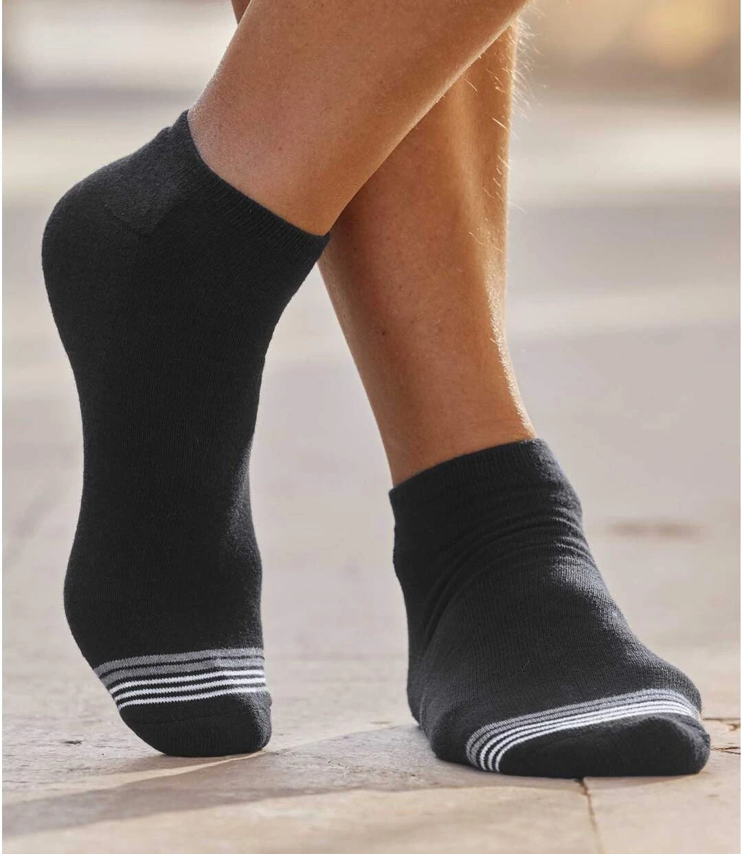 Pack Of 3 Pairs Of Men's Sneaker Socks - Grey Black White 4 Pack Of 3 Pairs Of Men's Sneaker Socks - Grey Black White - Image 2