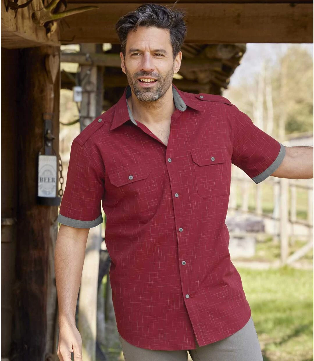 Men's Red Short-Sleeved Poplin Shirt 3 Men's Red Short-Sleeved Poplin Shirt