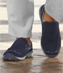 Men's Navy Boat-Style Moccasins 9 Men's Navy Boat-Style Moccasins -Featured Men'S Clothing Stores 96cc94acde4be52f1dbcb9f595cc70a7