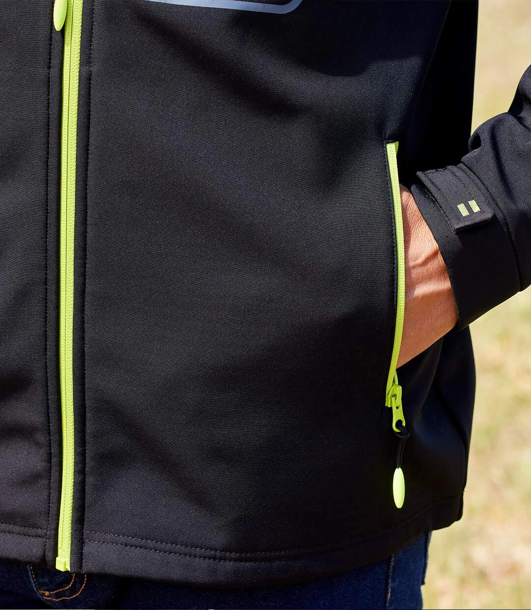 Men's Microfleece-Lined Softshell Jacket - Black Lime Green 9 Men's Microfleece-Lined Softshell Jacket - Black Lime Green - Image 7