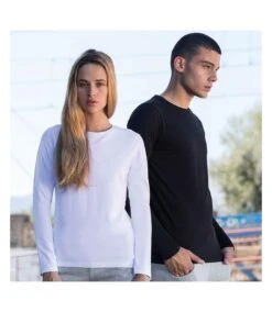 Skinnifit Mens Feel Good Long Sleeved Stretch T-Shirt (Black) -Featured Men'S Clothing Stores A3A6C77B5F0ADFC514E73ECA51647D7D38E0DB3526F0B8F9CEB2F36E2B596845