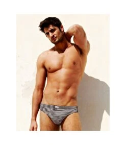 Fruit Of The Loom Mens Classic Slip Briefs (Pack Of 3) (Black/White Stripe) -Featured Men'S Clothing Stores F8469B78B9715114980D9145306169BA1F152C94DFF04355A166ACF8332ECD00