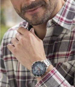 Men's Dual Display Sports Watch -Featured Men'S Clothing Stores c2fba5c7c64ce068159d82ab33b353c6