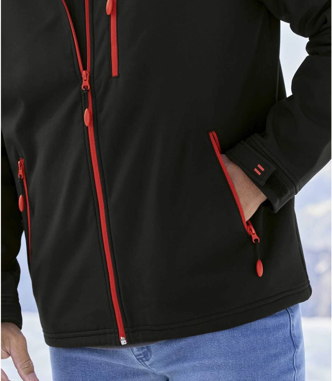 Men's Microfleece-Lined Softshell Jacket - Black 8 Men's Microfleece-Lined Softshell Jacket - Black - Image 6