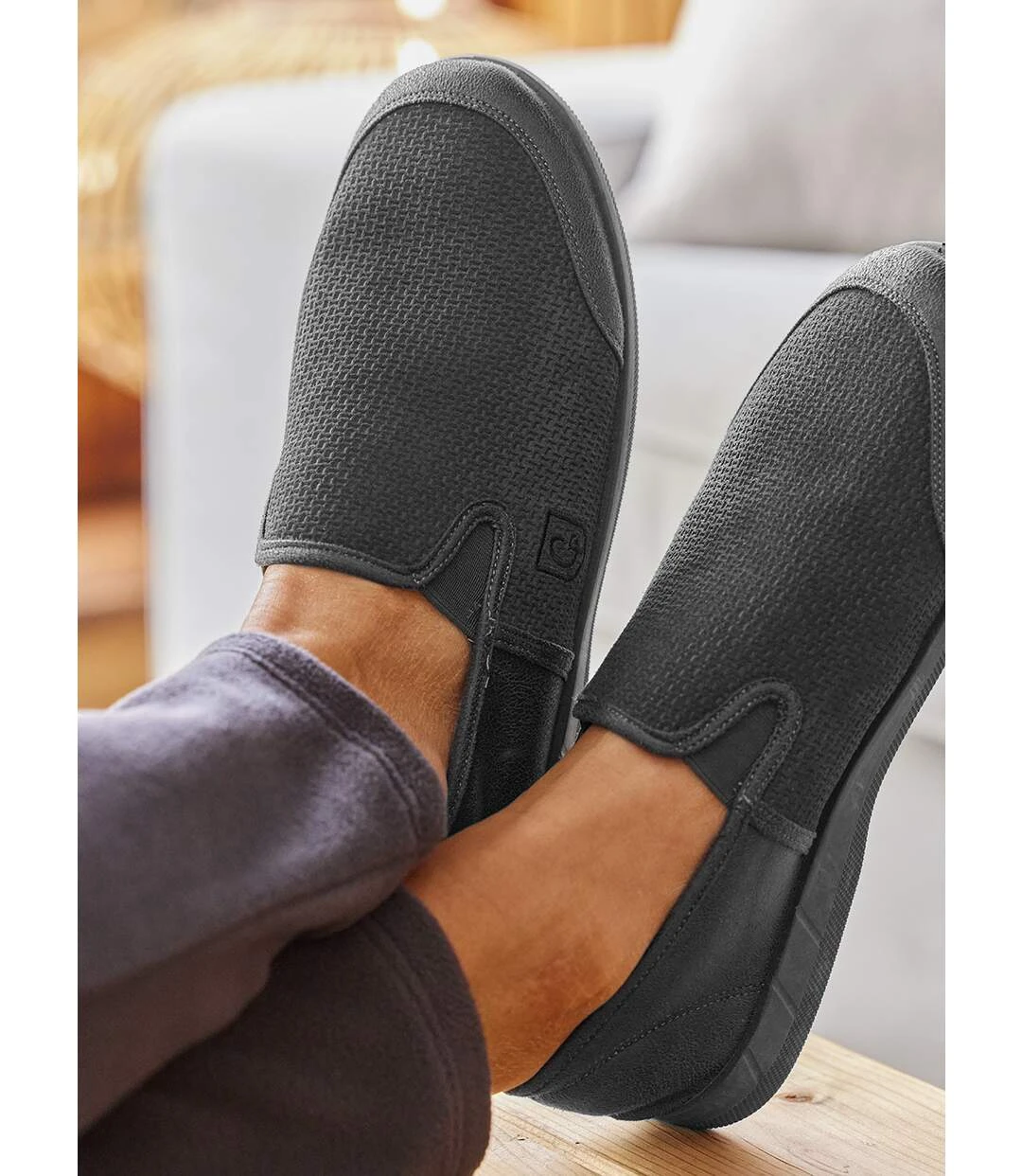 Men's Fleece-Lined Slippers - Anthracite 5 Men's Fleece-Lined Slippers - Anthracite - Image 3